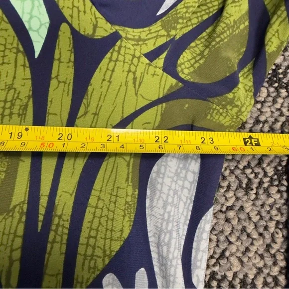 Dennis Basso Allover Printed Tunic Top X-Large Size Modern Trendy Knit Blouse - Picture 4 of 4